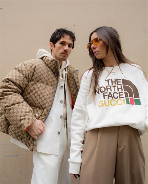 the north face gucci ポケストップ|「The North Face × Gucci」コレクションの着せ替えアイテムが .